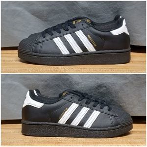 Adidas Superstar Black/White Size 1 Kids